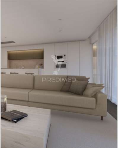 T3 de luxo novo no montijo – garagem dupla, piscina e ginásio