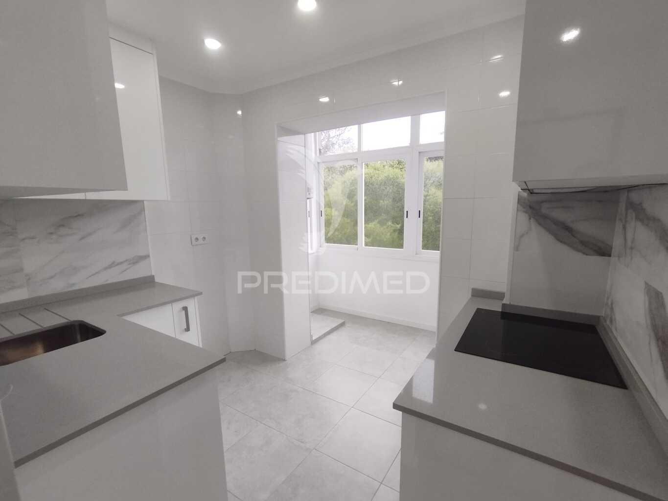 Apartamento t1 em arroios, lisboa