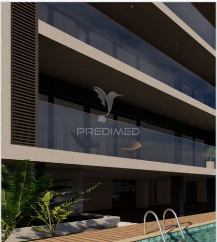 T3 de luxo novo no montijo – garagem dupla, piscina e ginásio