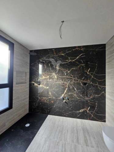 Apartamento t2 com logradouro na zona das madalenas