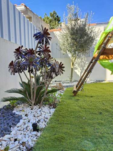 Moradia t3+1 em azeitão 168m²