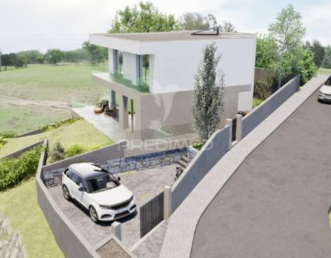 Terreno c/projecto