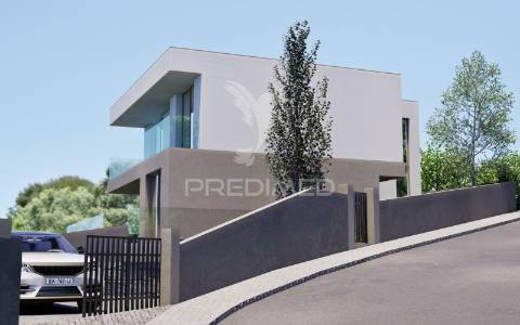 Terreno c/projecto