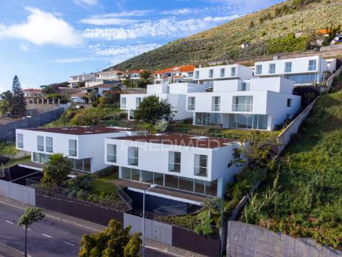 Moradia t3 na casa branca funchal