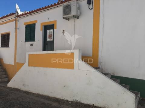 Moradia t1 pronta a habitar.