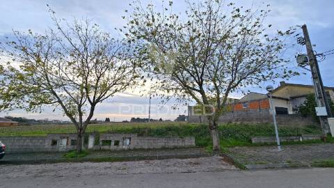 5 lotes para construção de moradias térreas em oliveirinha