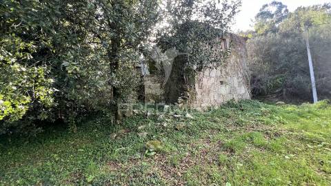 Casa rústica em ruína para recuperar  | terreno 600 m² | turiz, vila verde