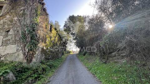 Casa rústica em ruína para recuperar  | terreno 600 m² | turiz, vila verde