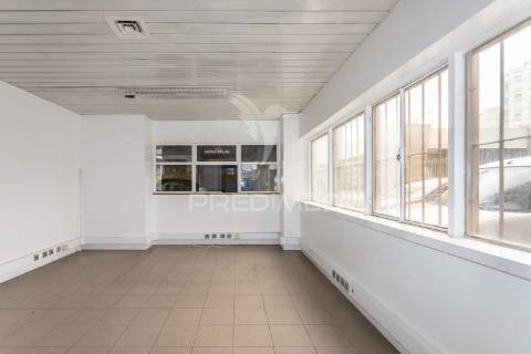 Oficina auto/ armazém || amadora