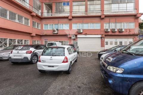 Oficina auto/ armazém || amadora