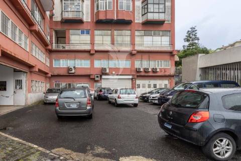 Oficina auto/ armazém || amadora
