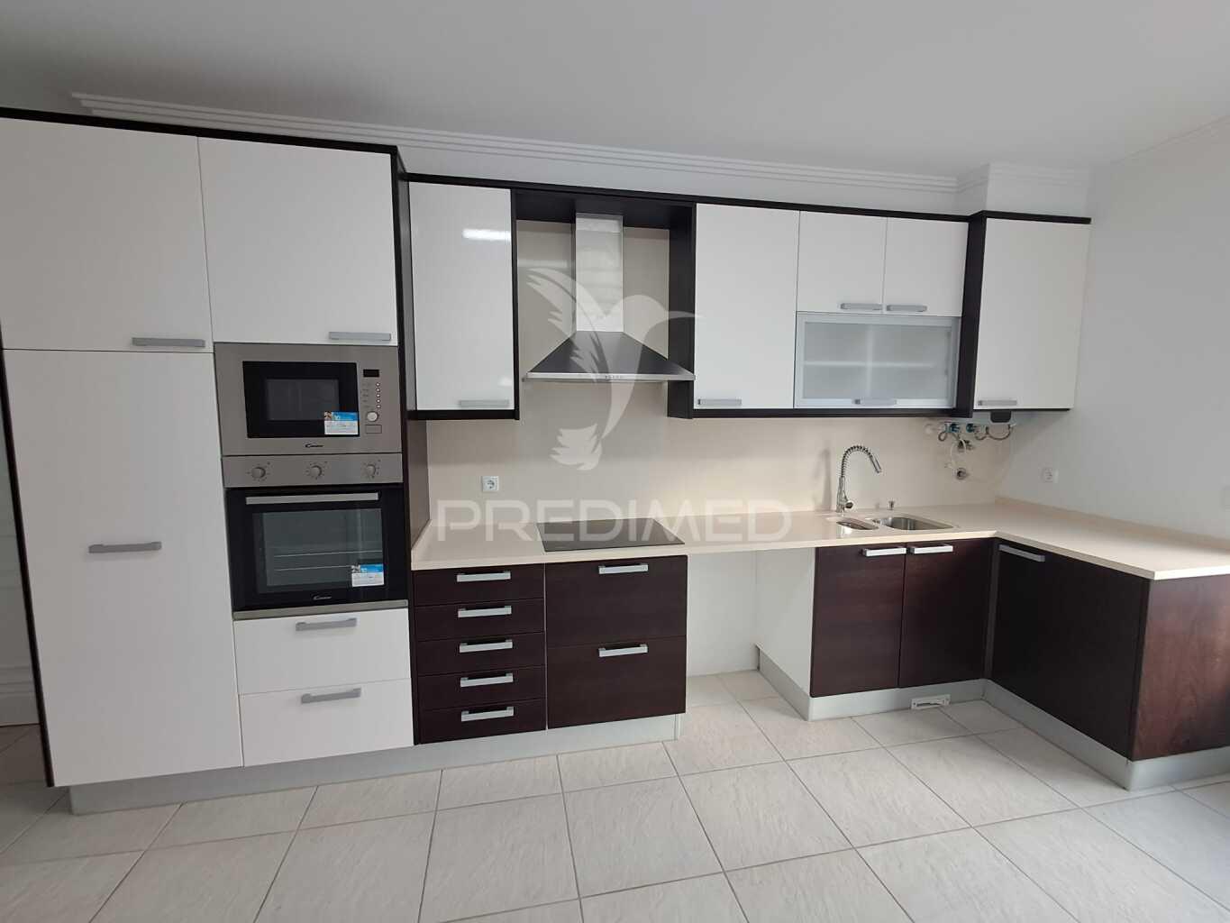 Moradia t3 + 1 com vista mar — ericeira