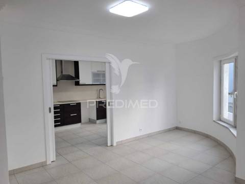 Moradia t3 + 1 com vista mar — ericeira