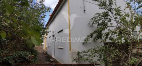 Moradia t2 nas carreiras