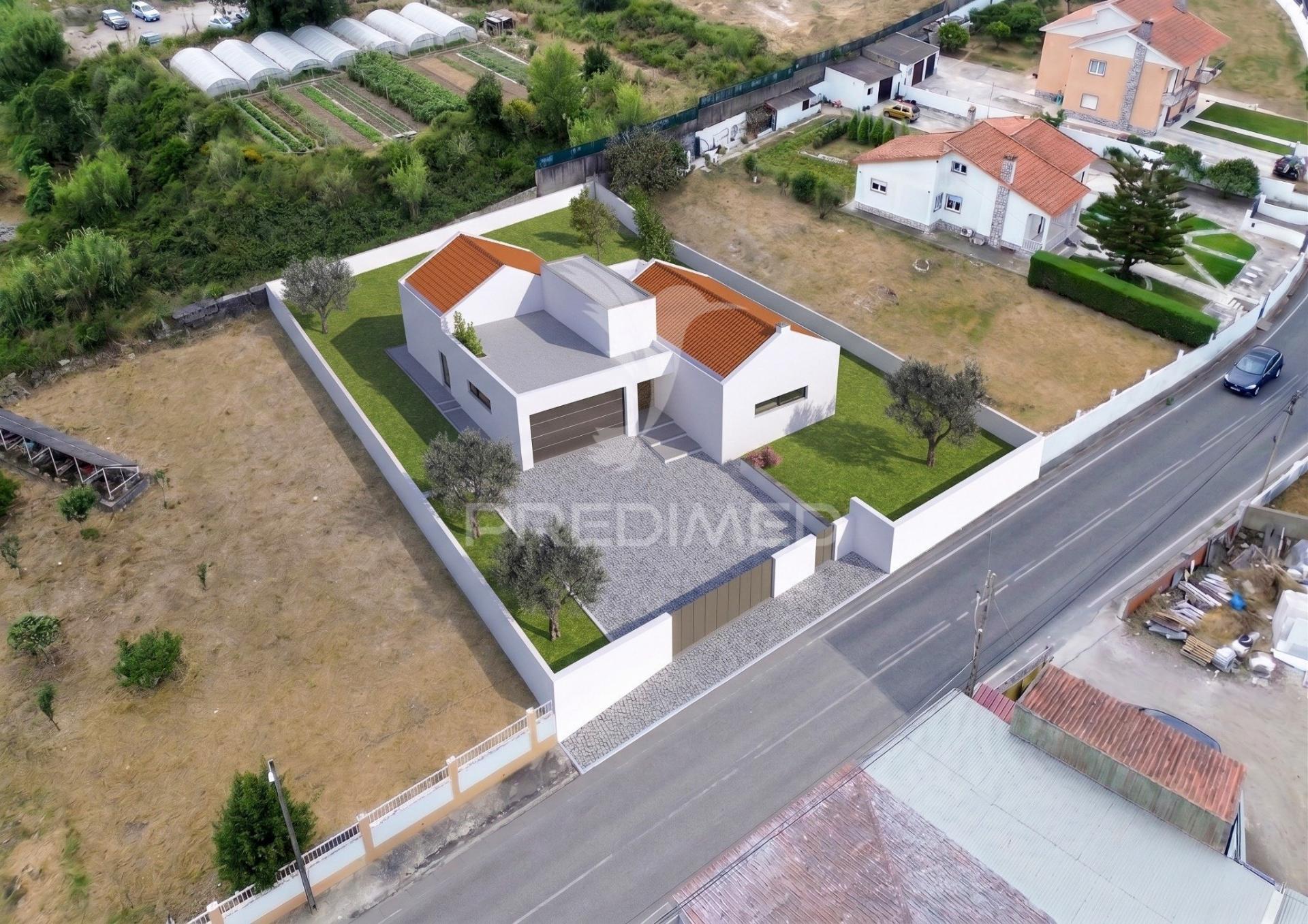 Terreno com projeto aprovado para moradia t4  próximo de sintra