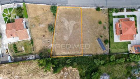 Terreno com projeto aprovado para moradia t4  próximo de sintra