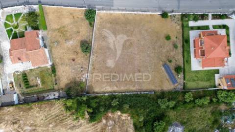 Terreno com projeto aprovado para moradia t4  próximo de sintra