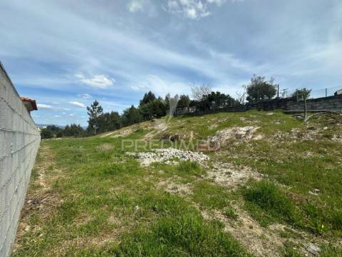 Lote de terreno - louredo