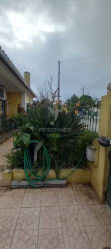 Moradia t2 térrea | fernão ferro