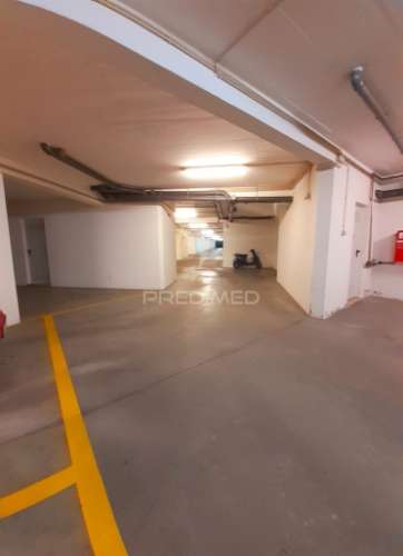 Parqueamento em alcochete