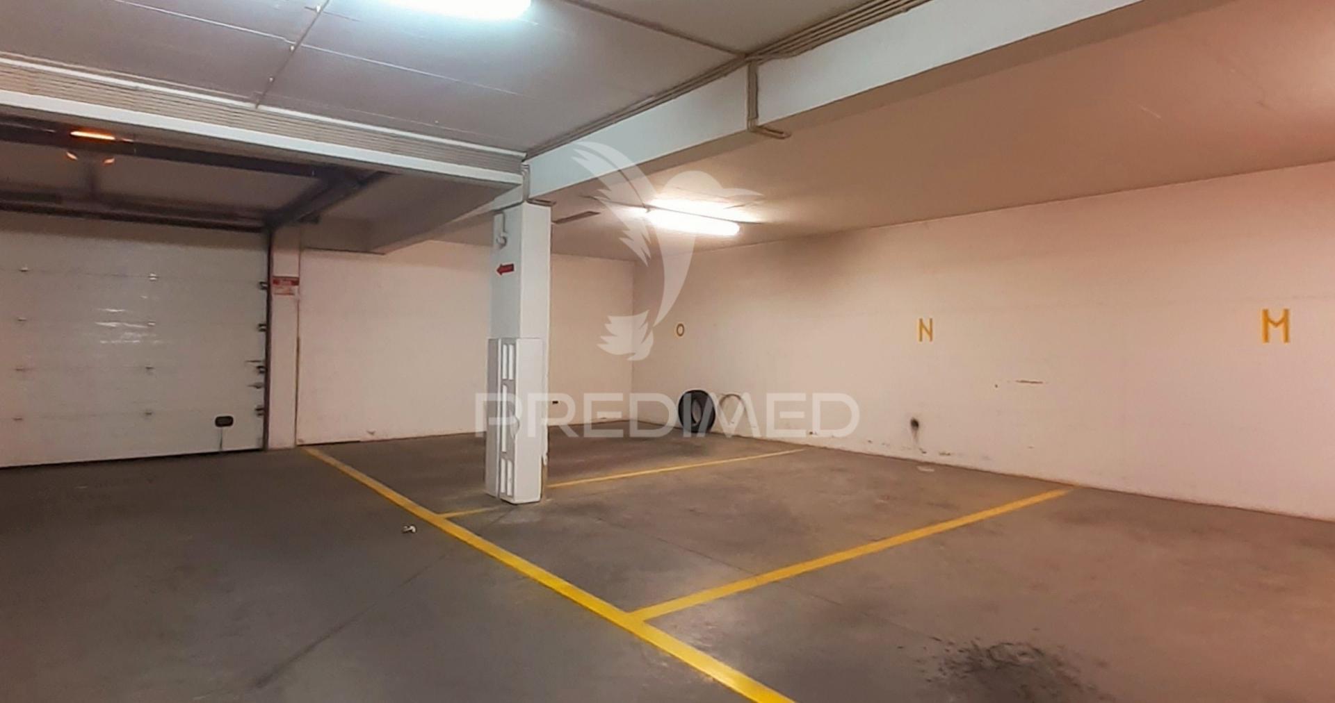 Parqueamento em alcochete