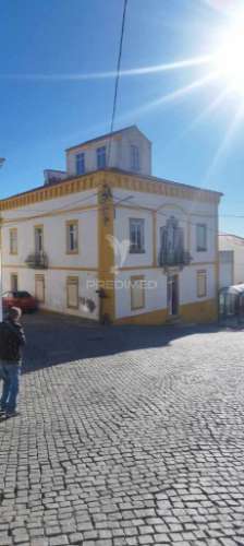 Palacete em montalvão