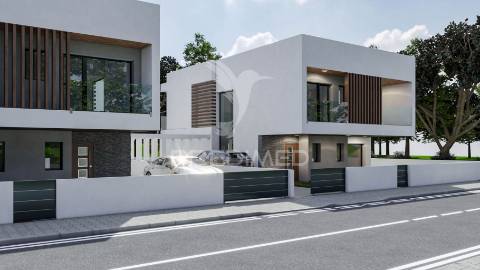 Terreno para construção de moradia t4 com projeto aprovado