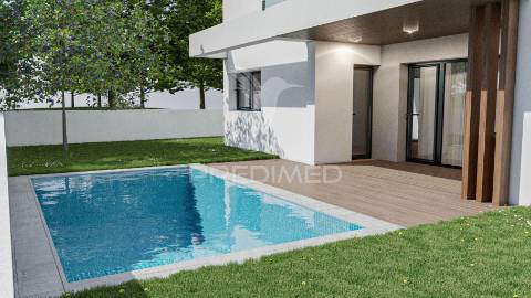 Terreno para construção de moradia t4 com projeto aprovado