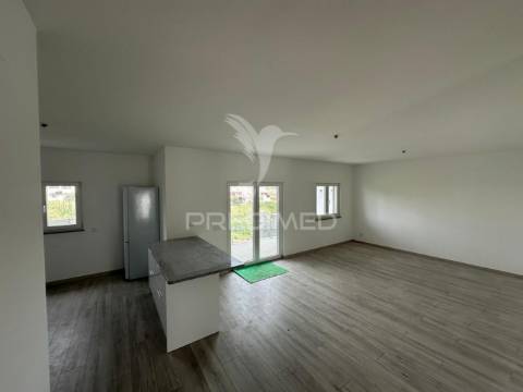 Apartamento novo  em construção /santarém