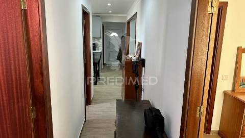 Moradiat3 c/ logradouro anexo e garagem