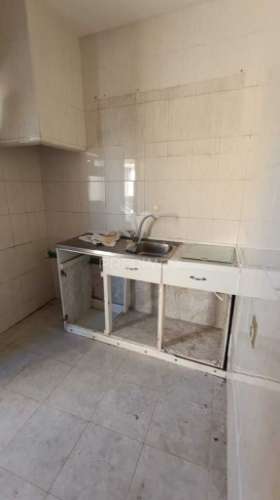 Conjunto de 3 casas para remodelar em santa cruz do bispo