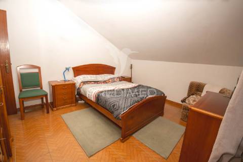Apartamento t3 em vila nova de foz côa