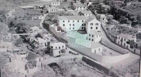 Prédio para reconstrução no funchal