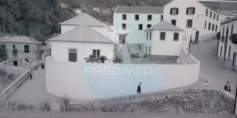 Prédio para reconstrução no funchal