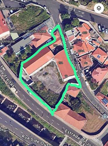 Prédio para reconstrução no funchal