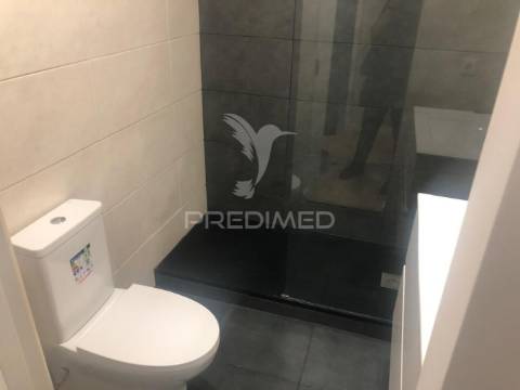T2 no centro de almada arrendamento