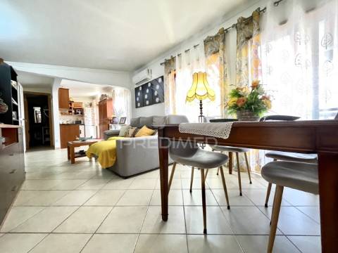 Apartamento t3 em vila real de santo antónio