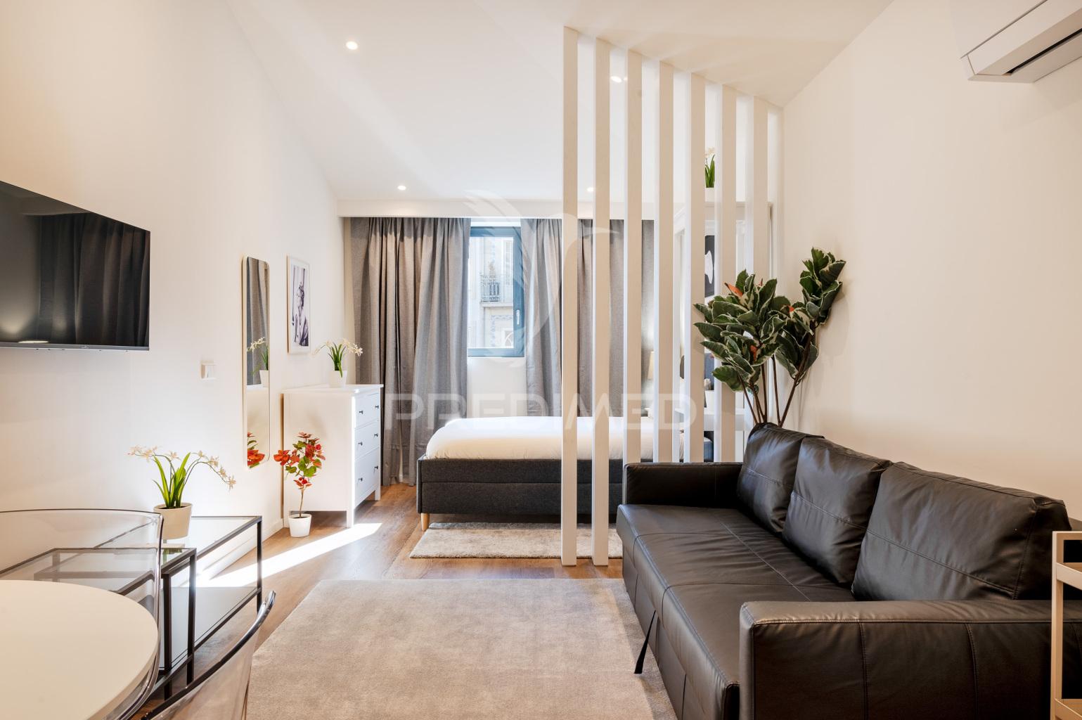 Apartamento t1 novo - junto à batalha - porto