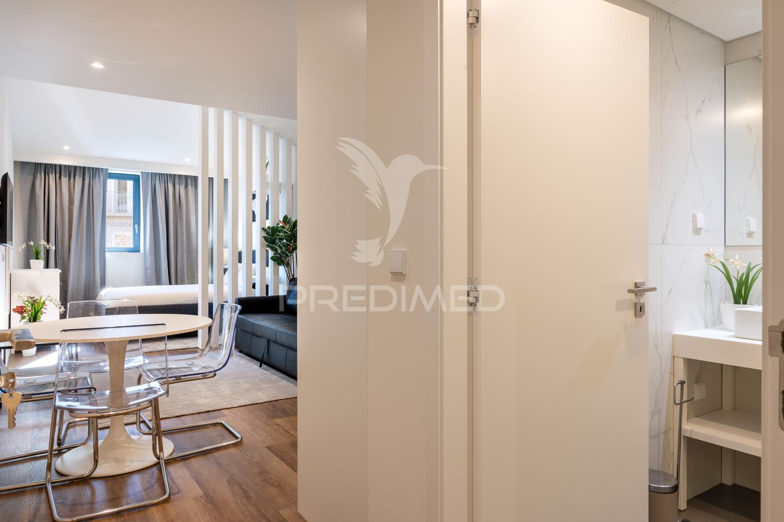 Apartamento t1 novo - junto à batalha - porto