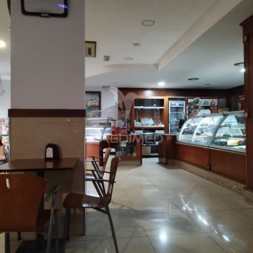 Padaria pastelaria fabrico próprio para trespasse em aveiro