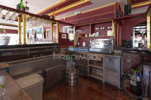 Restaurante totalmente equipado 395.000 € - cacilhas - almada