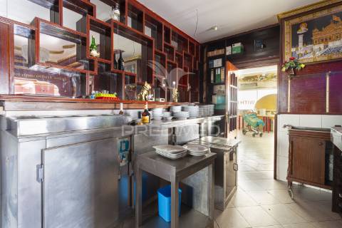 Restaurante totalmente equipado 395.000 € - cacilhas - almada