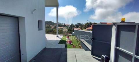 Moradia t3 com piscina calheta