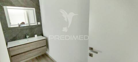 Moradia t3 com piscina calheta