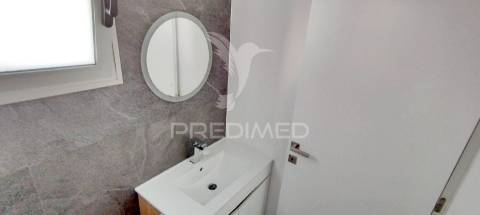 Moradia t3 com piscina calheta