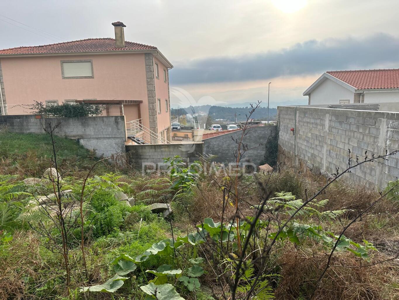 Lote de terreno para construção