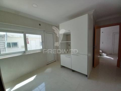 Moradia t5 amora