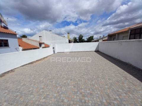 Moradia t5 amora