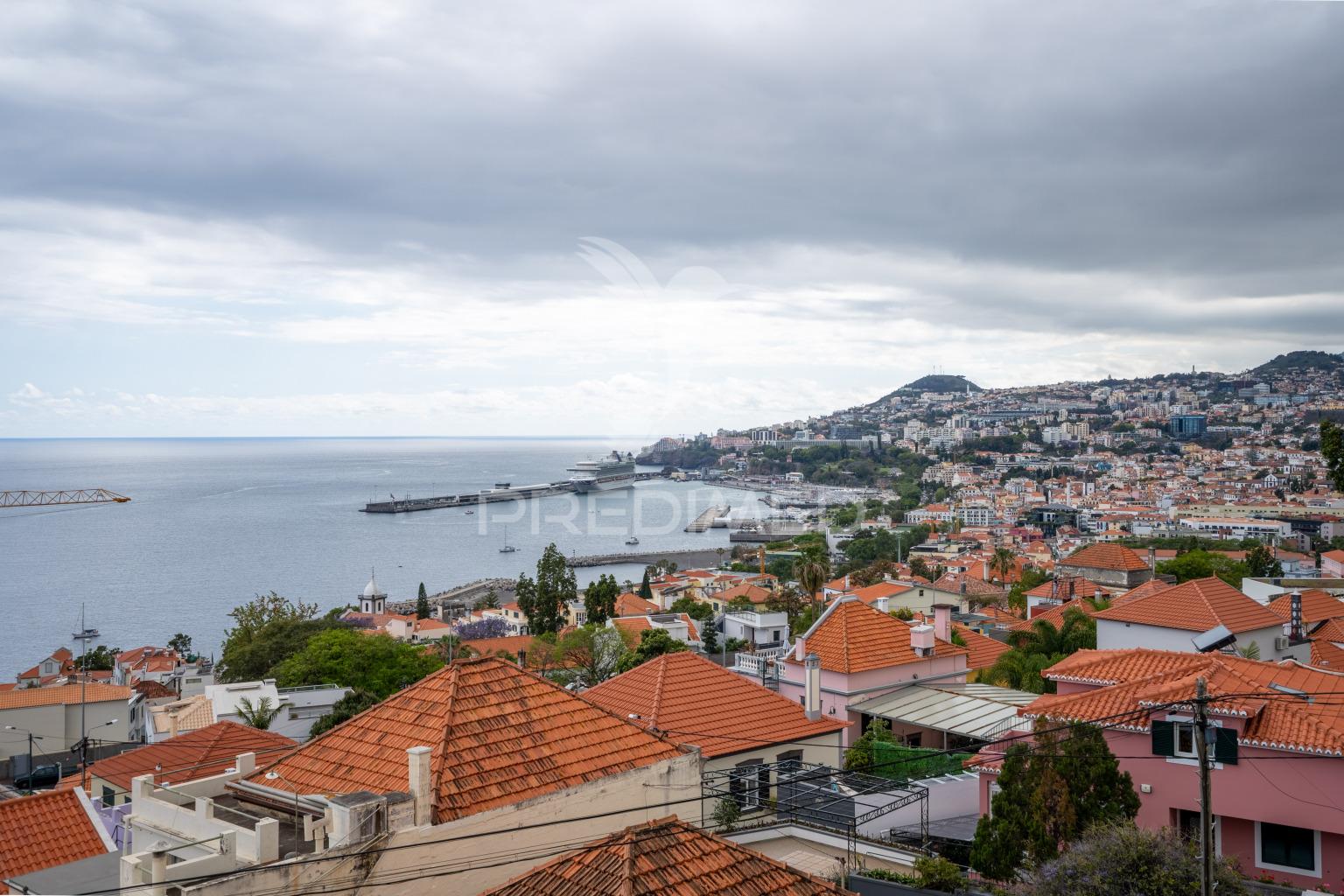 T3 para arrendar no funchal — a poucos minutos do centro com vista incrível!