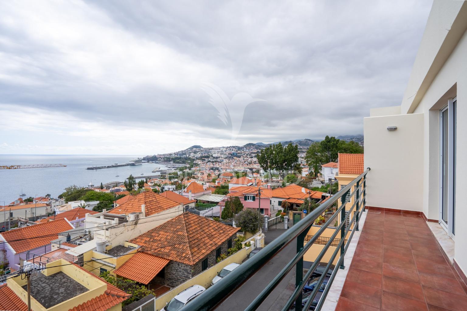 T3 para arrendar no funchal — a poucos minutos do centro com vista incrível!